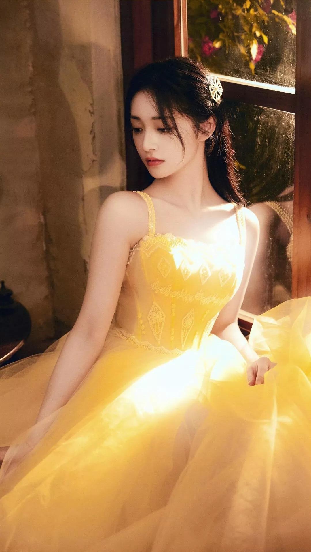 手机桌面，明星周洁琼