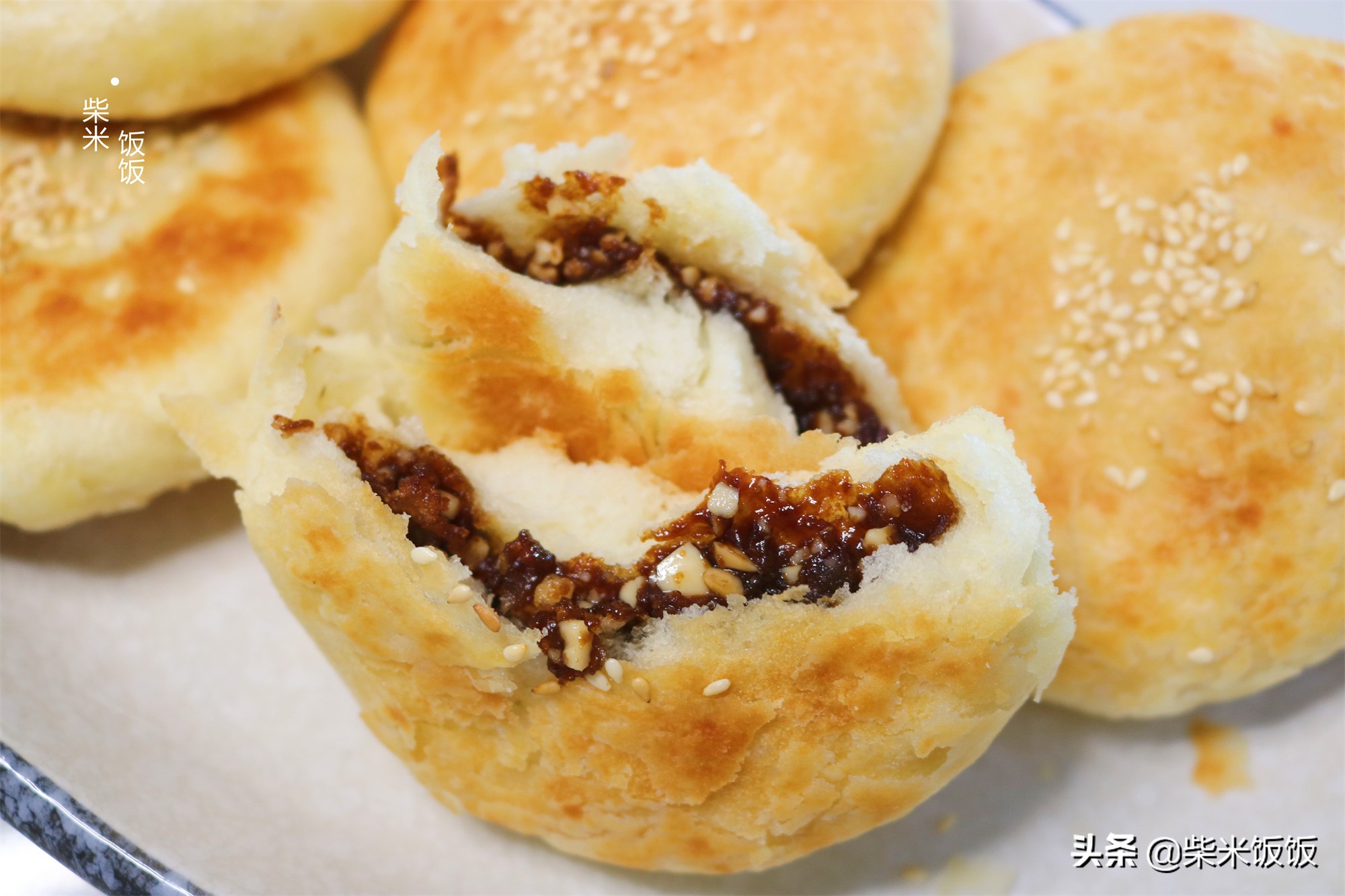 这个饼，我家每周至少做一次，香酥柔软，是我做过的最好吃的饼