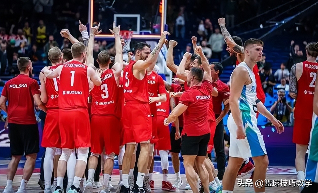 篮球欧锦赛波兰球员（波兰欧锦赛战胜斯洛文尼亚！波尼特卡拿下他欧锦赛史上第三次三双）