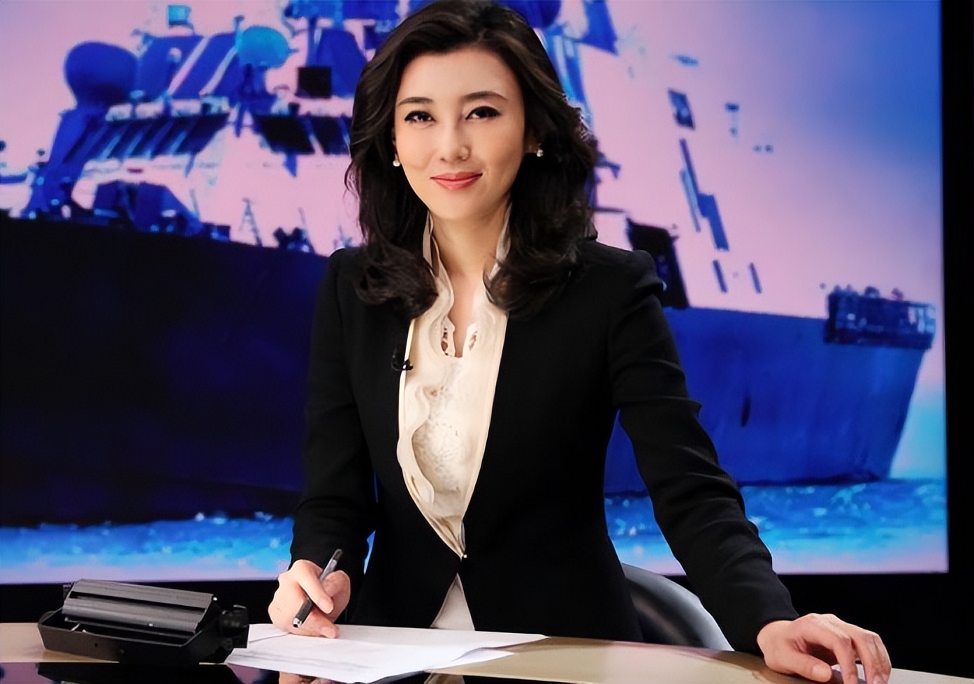 桑晨：因身高放弃跳舞，阴差阳错成为主持人，扎根央视28年