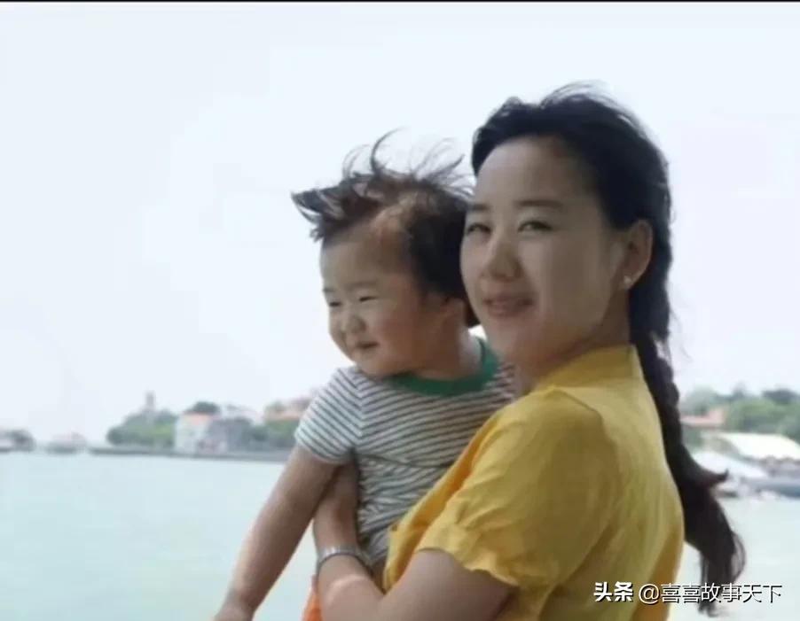 福建35岁妈妈，带女儿回乡种地，靠短视频卖农产品，还带村民致富