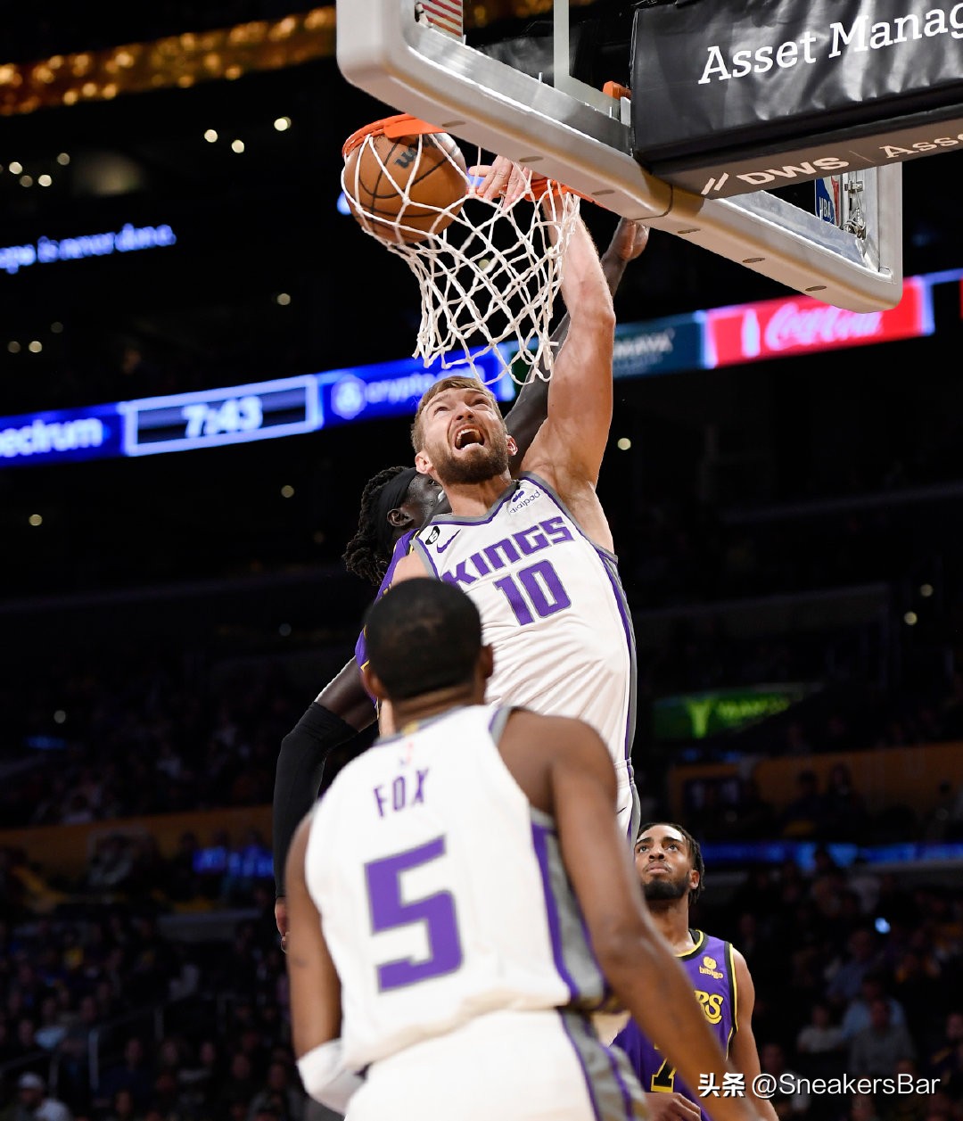 nba球星都帶哪些表（每日NBA球星上腳球鞋「11月12日」）