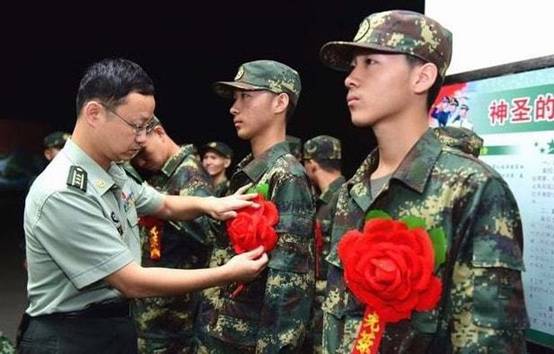 2022年参军要求有变化，五种人不可报名，大学生要提前了解