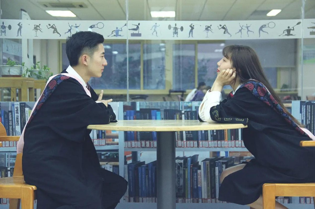 “在大学去谈一场纯真的恋爱吧”，家长的这番话，你怎么看？