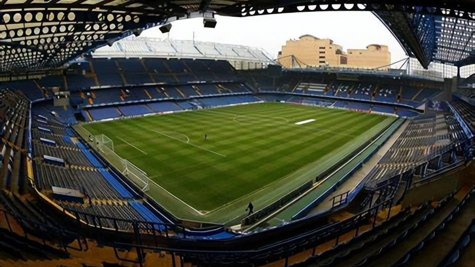 英超球场座位数（英超联赛20座球场巡礼）