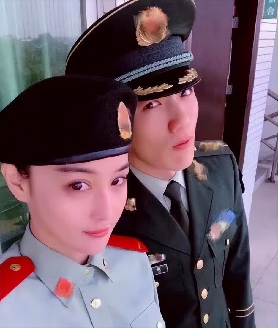 将一张烂牌打成王炸,老公到底是什么来头?