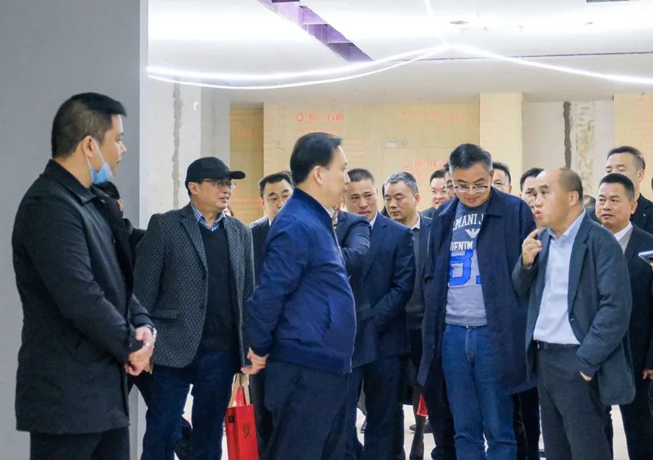 湖南冷水滩新首富：23岁白手起家，创办厦门第48家A股，身价62亿
