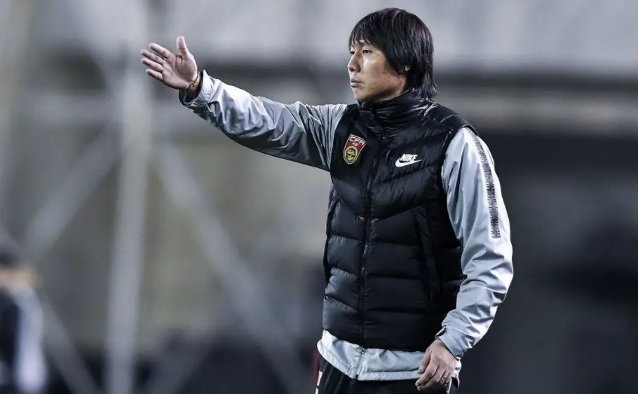 足球会踢假赛吗（足坛崩盘！李铁招认踢假赛，吴曦躲球内幕，终究是逃不过？）-趣拿体育