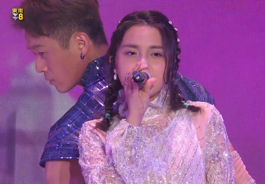 七一晚会15位女星一道风景线：汪明荃牡丹裙华贵，孟庆旸又出圈了