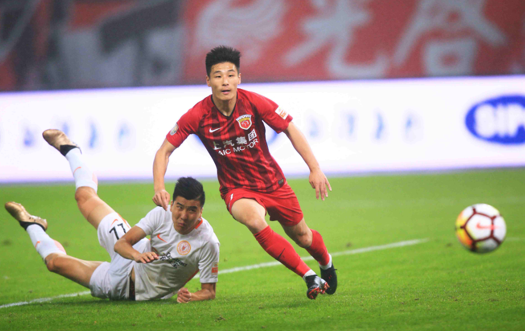 中超有什么可比性（中超跟其他的国家的联赛究竟差在哪里？这几位外援给出公正评价）-趣拿体育