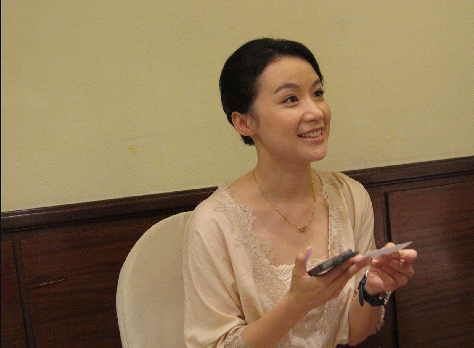 演员姚芊羽：爆红时杨幂、佟丽娅给她做配角，42岁婚姻状况成谜