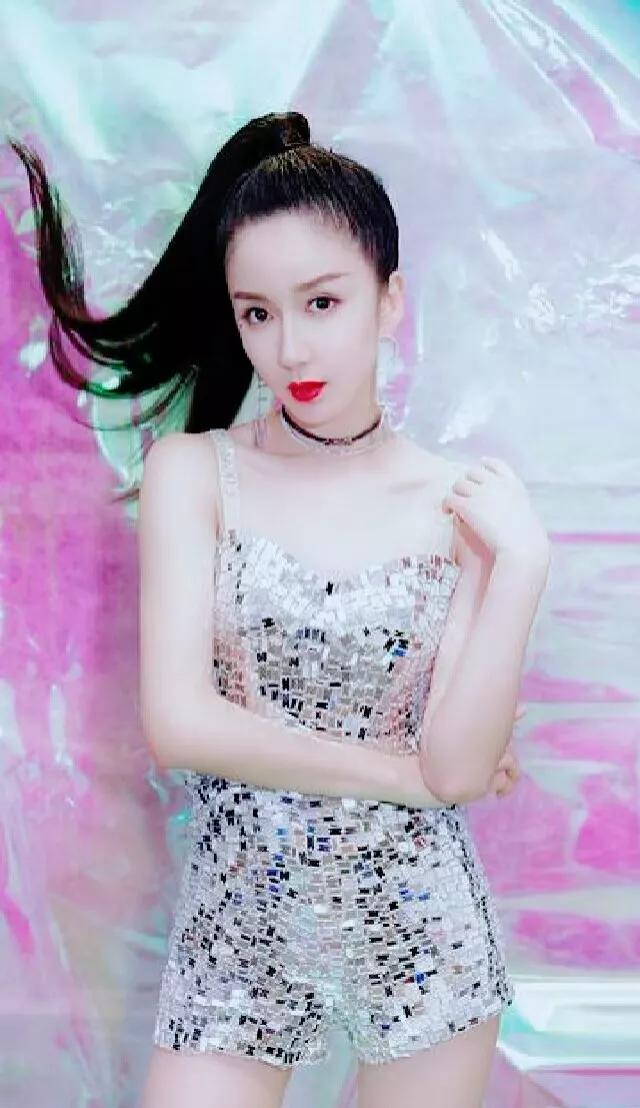 狠人娄艺潇：3岁患自闭症，19岁被5所名校争抢，21岁火遍全国