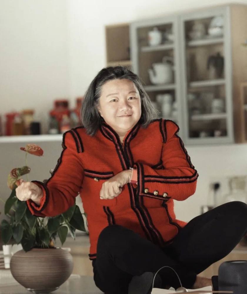 陈凯歌前妻洪晃:扬言女人睡五个男人才够本,如今已有四次婚姻