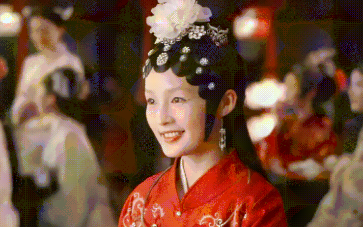 刚出道惊为天人，红了却灵气全无，娱乐圈就这么毁美人？