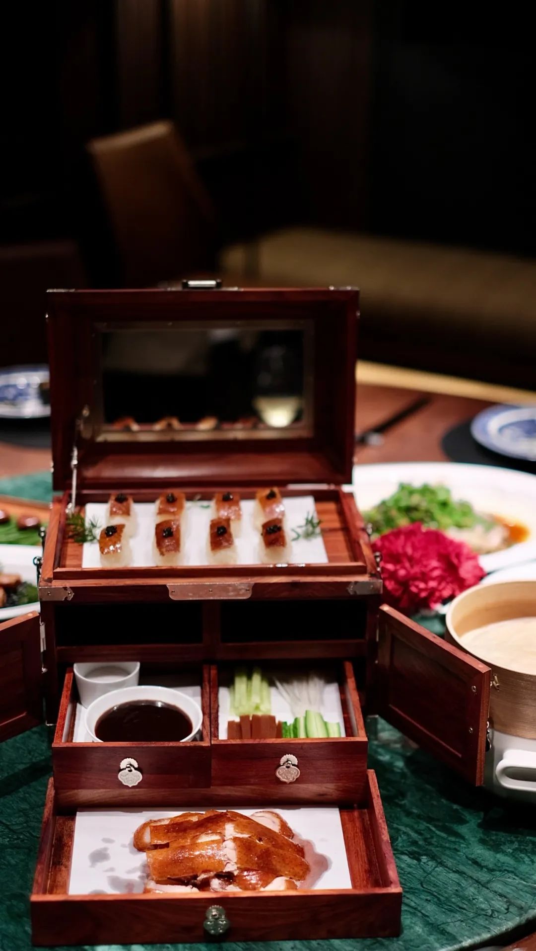 暴吃杭州13家高端餐厅，这份美食地图都是体重换的