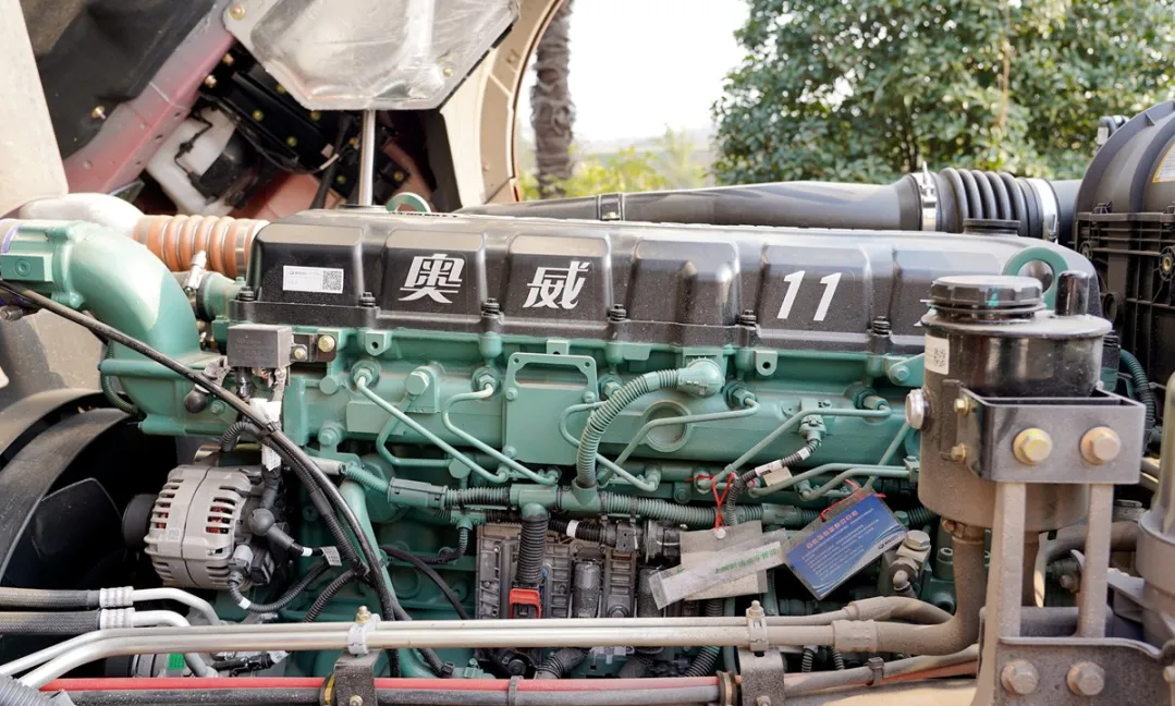 解放j6p平地板 led大灯和车顶灯也太亮了