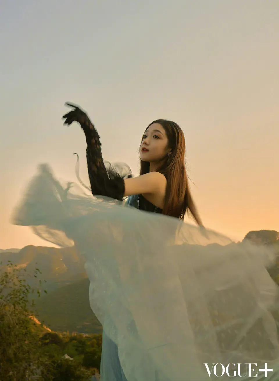 6.16图：檀健次 侯明昊 迪丽热巴 于朦胧 赵丽颖 易烊千玺 吴磊 胡兵 沈月