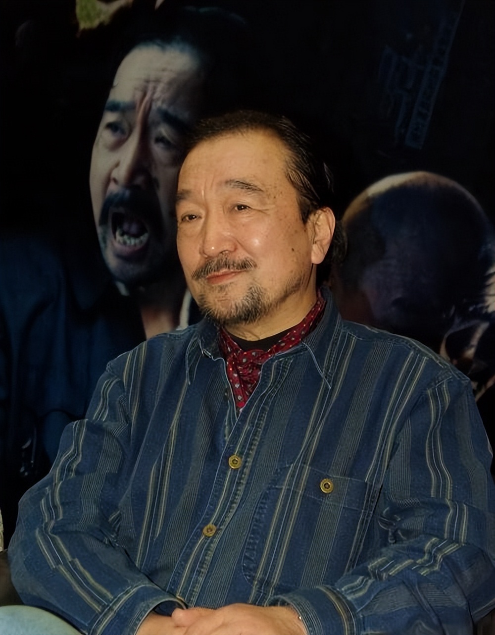 在娱乐圈，像韩红、李琼这样真实的人，寸步难行，也是我们的悲哀