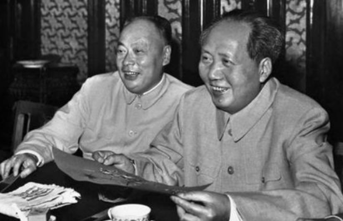 黄花塘事件：陈毅对饶漱石宗派主义的斗争始末。