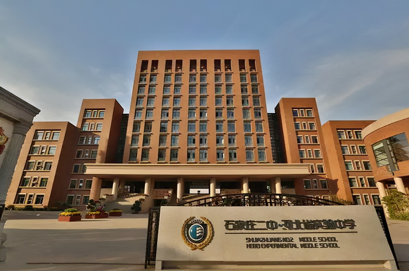 河北高中排行榜出炉，榜首备受学生家长青睐，第二名也是实力不凡