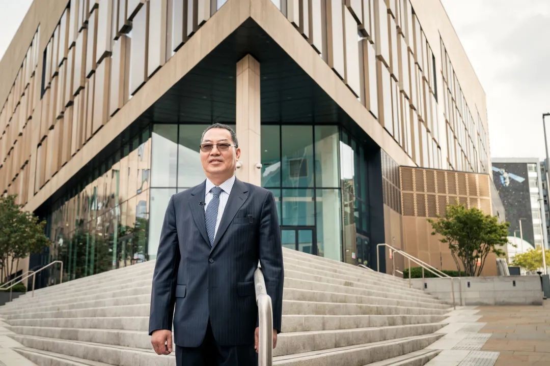 毛主席亲临视察！湖北这所高校：从“中国最美”走向“世界第一”，霸气十足！