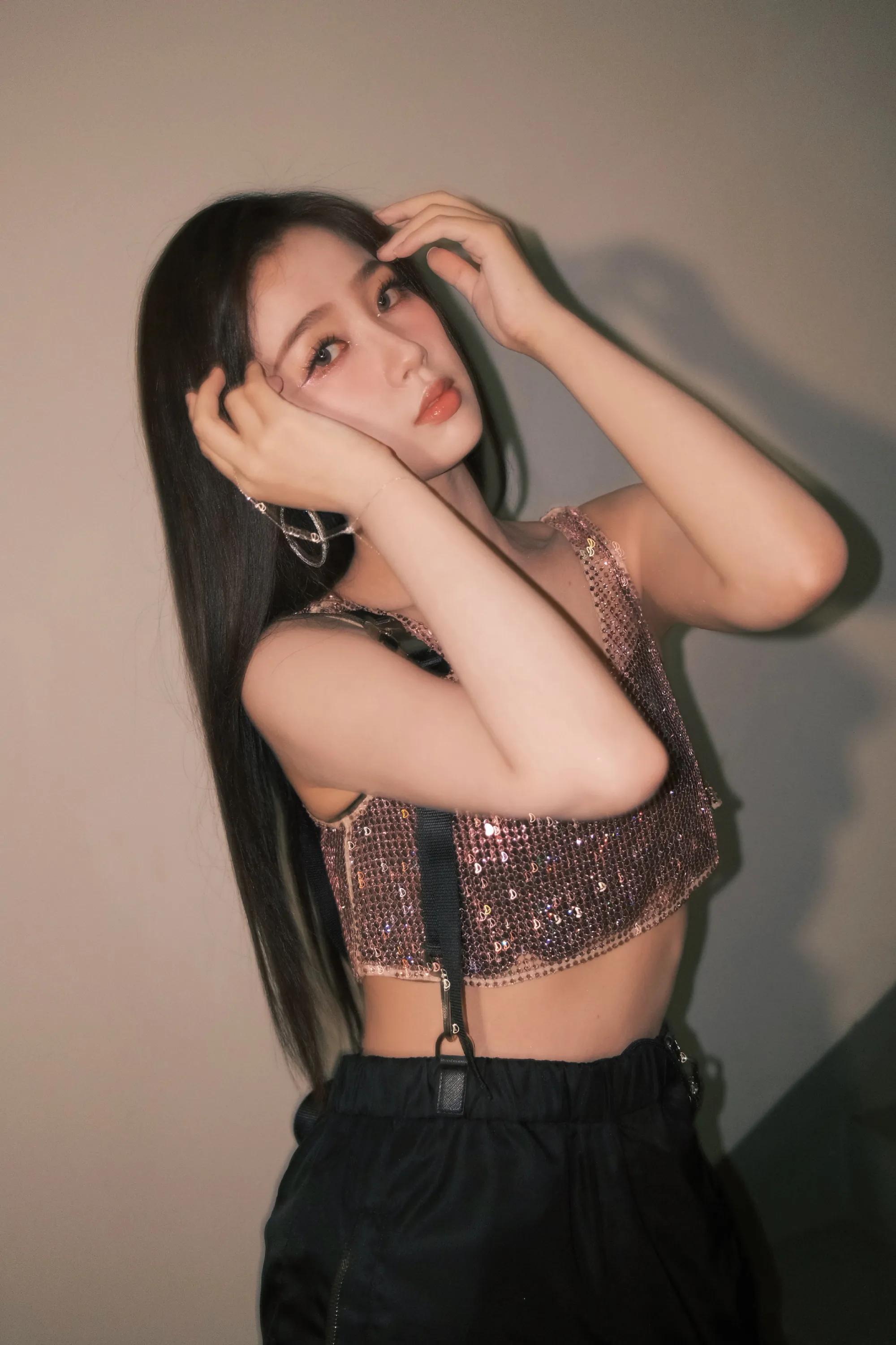 女明星面对的"男性凝视",何时才能停止?