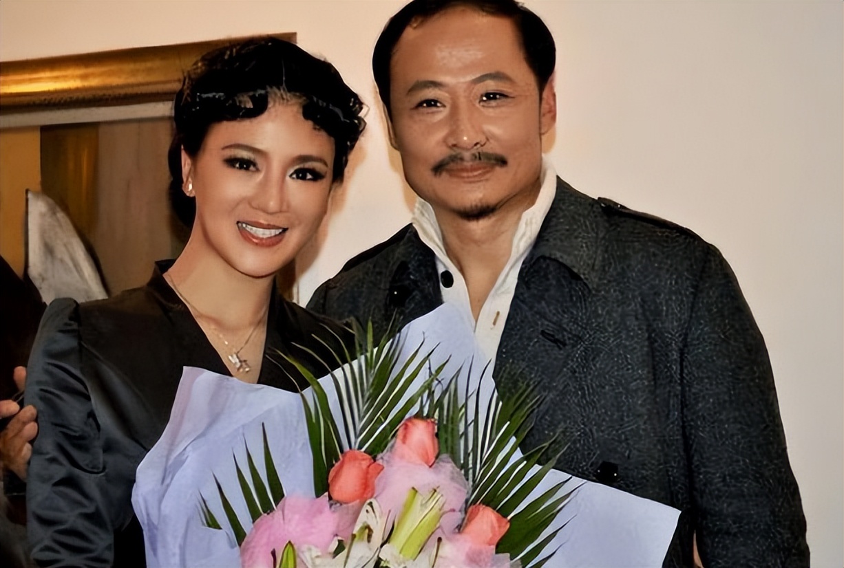演员周野芒:与奚美娟离婚后,火速再婚琼女郎,儿子不跟他姓
