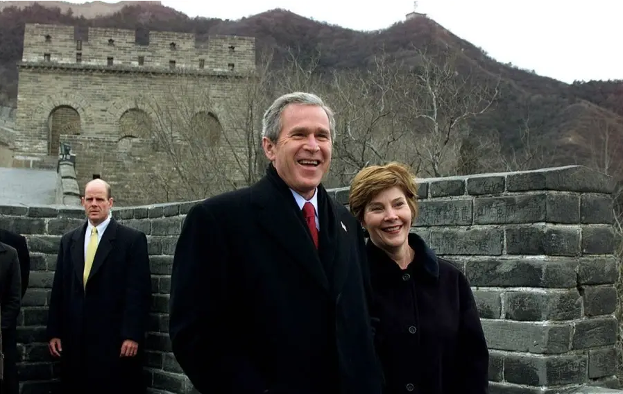 参加奥运会的地区有哪些(2008年北京奥运会，小布什总统坚持出席：不仅我去，我全家都去)