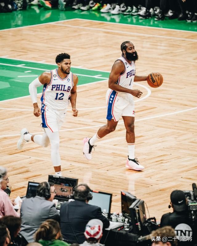 NBA揭幕战中(NBA揭幕战是探花的狂欢，5个探花有3个砍下35分，绿军少年却老成)