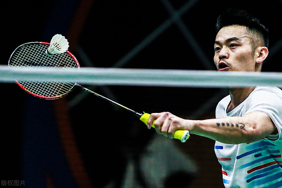 网球羽毛球乒乓球哪个速度最快(乒乓球的球速比足球的球速更快么?