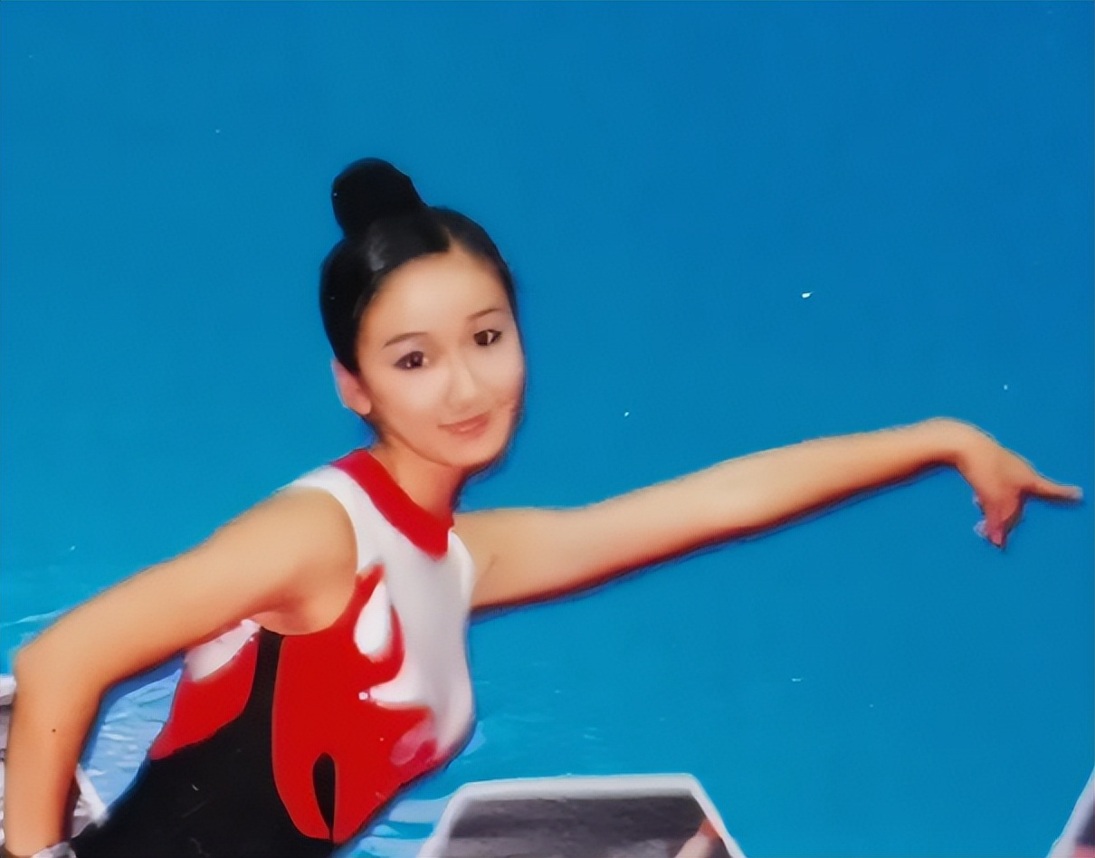 这10位女星，都曾是上戏校花，如今有人整容、有人被家暴