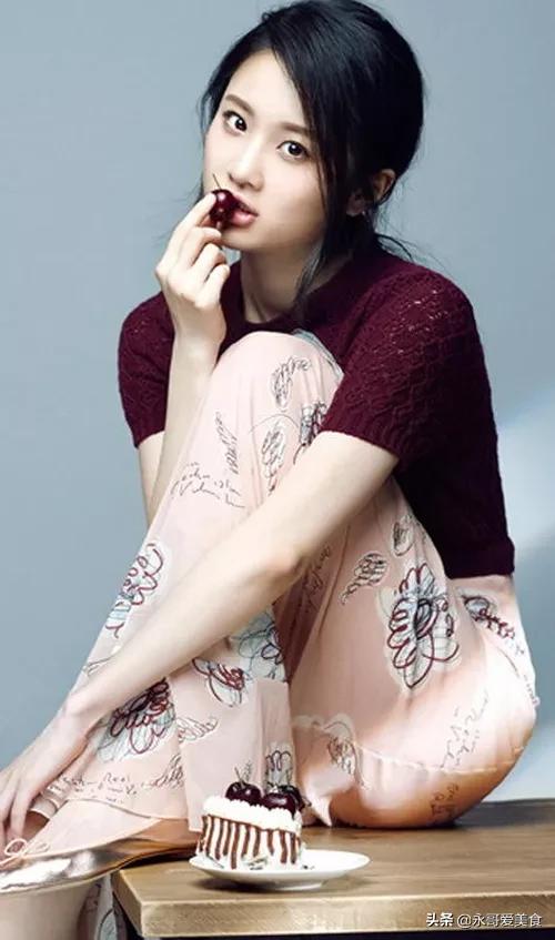 张慧雯，北舞美女演员，清新脱俗，靓丽迷人