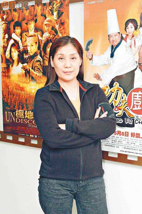 恭喜!香港知名动作女星明年初荣升做岳母,单亲妈妈一手带大女儿