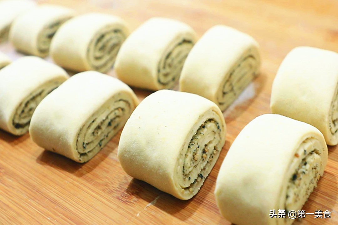 第六种:芝麻盐花卷