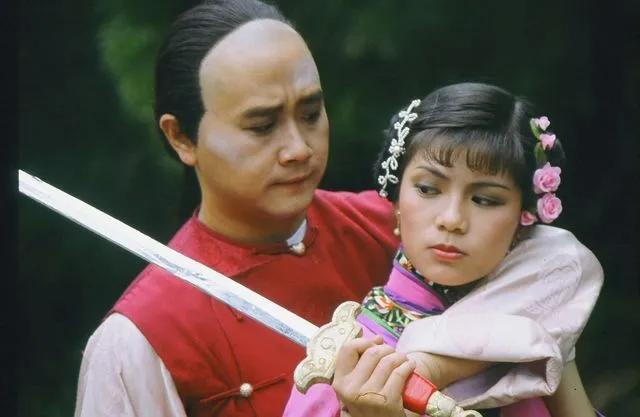 港剧经典《侠女十三妹》黄杏秀、翁美玲版