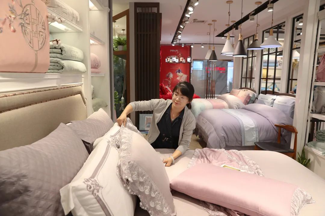 曾刷单千万，六成营收依赖小米，卖床垫的趣睡科技冲刺上市