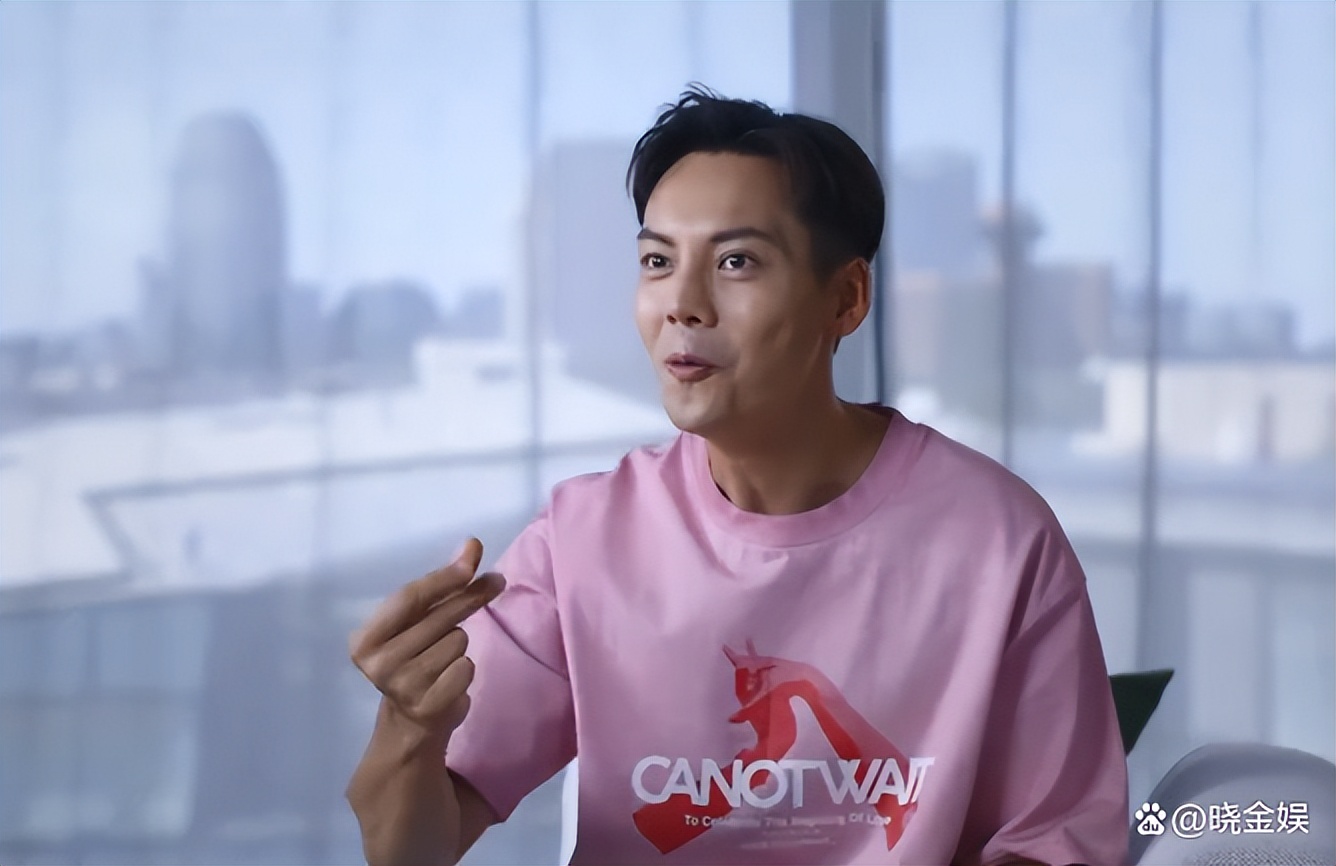 陈伟霆：接受《人民日报》专访，讲述为什么在北京安家的心路历程