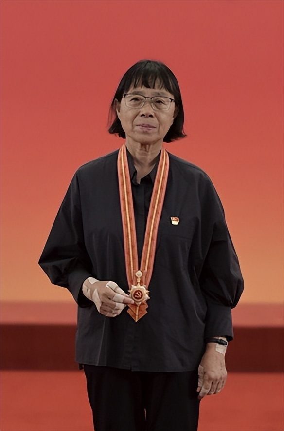 “奇迹校长”张桂梅，大山深处筑起梦想家园，圆数千女孩大学梦