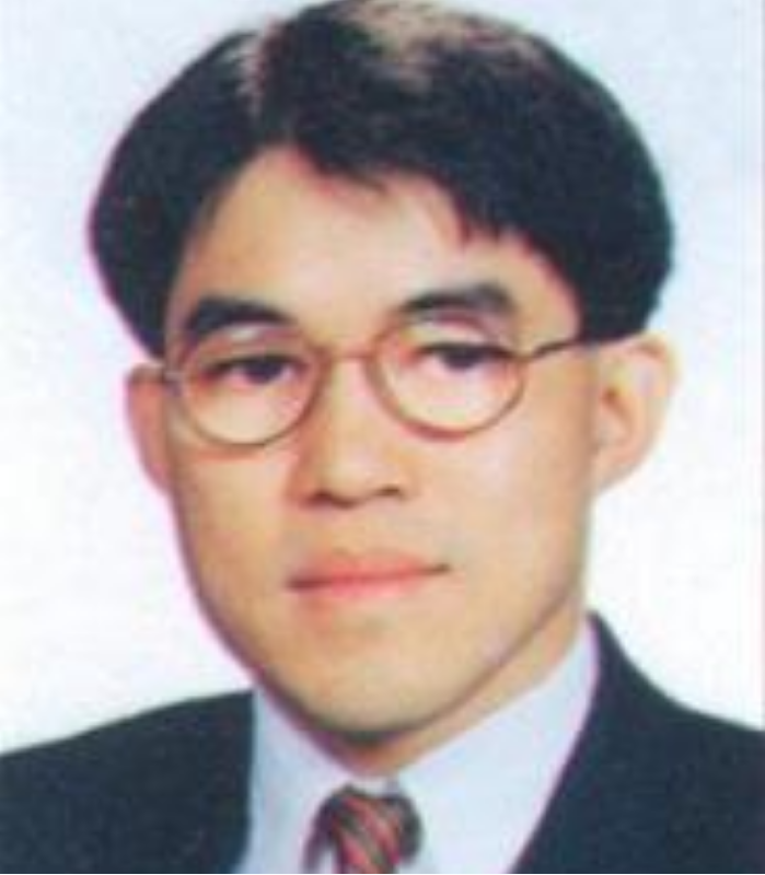 三房太太，13名子女，争夺百亿家产，霍家宫斗可比港剧精彩多了