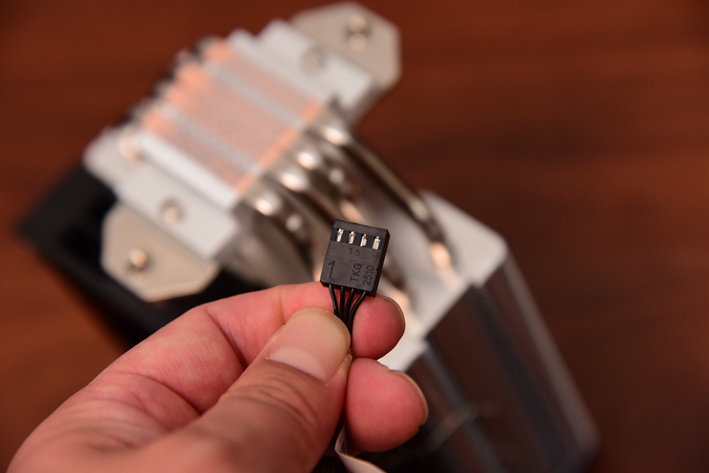 技嘉Z690小雕PRO好板，固态4片，内存6000MHz，12600K实战测试