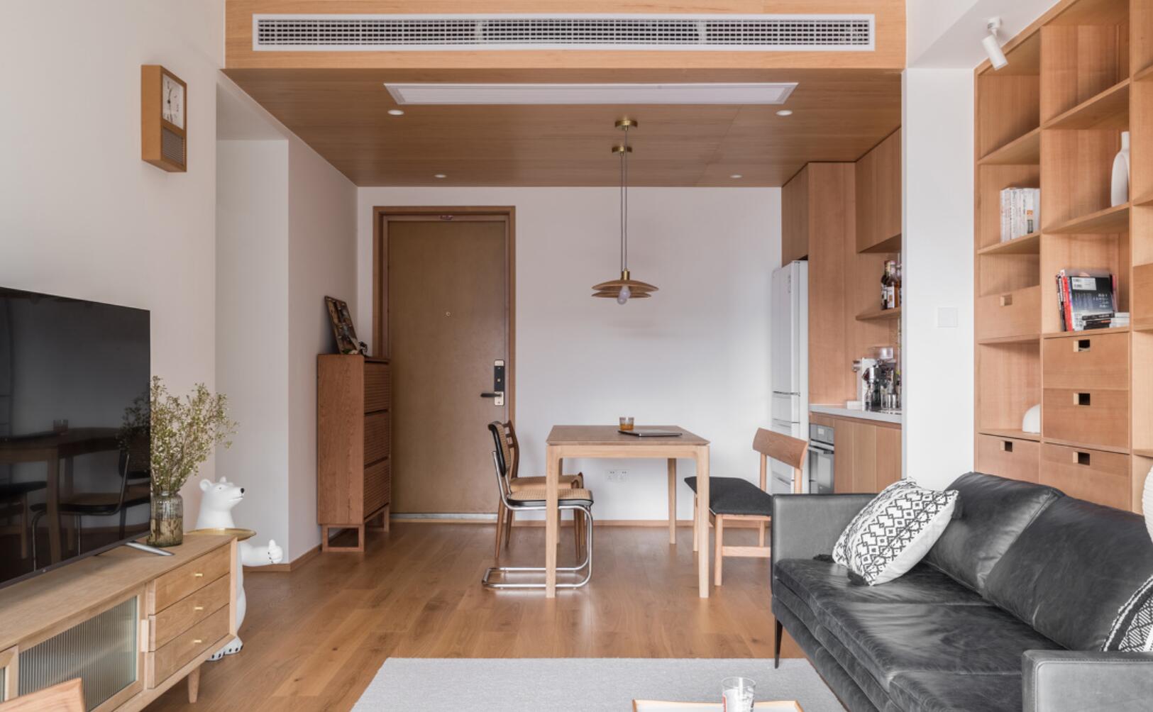 难怪日式原木风会这么火！她89㎡新家，一进门就引起强烈舒适