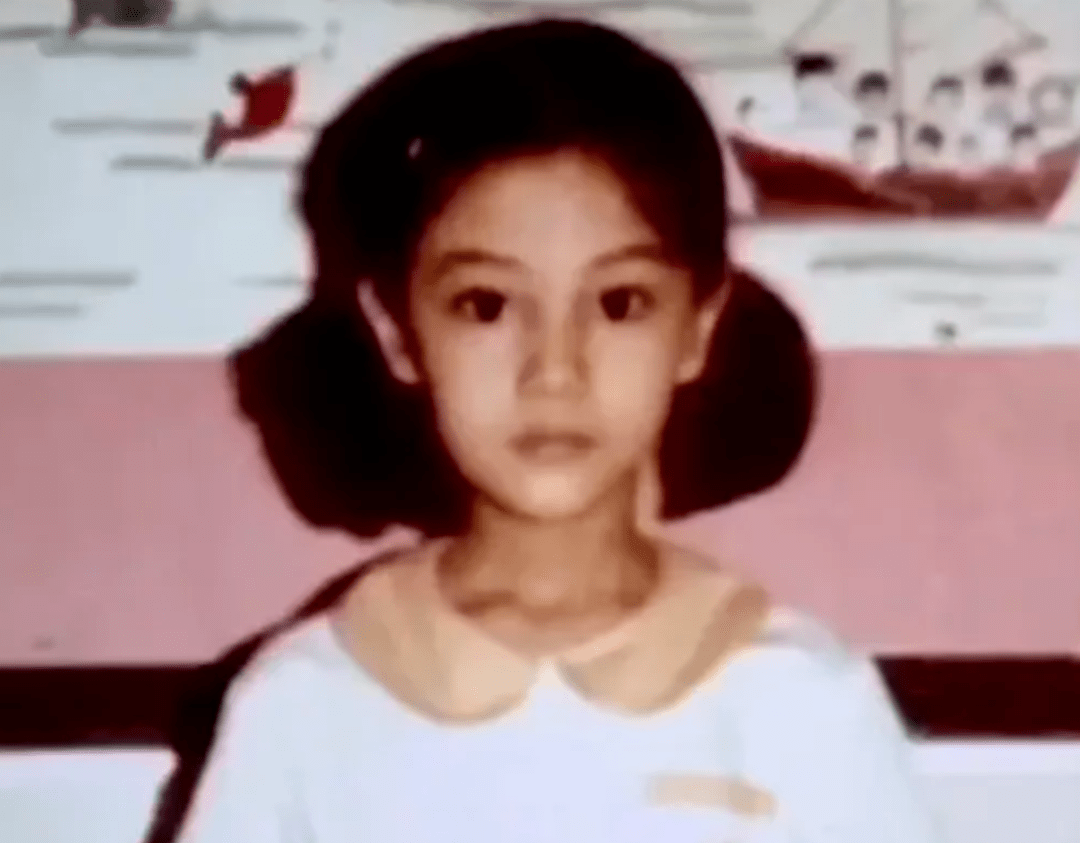 李嘉欣曾被爆在icu命悬一线,网友却拍手称快,纷纷留言:现世报