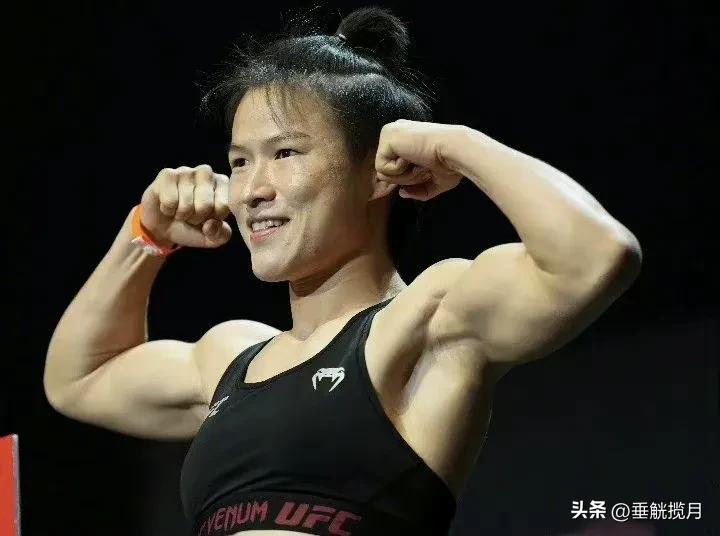 张伟丽夺回金腰带！从草根到冠军，她如何成为中国女子格斗第一人