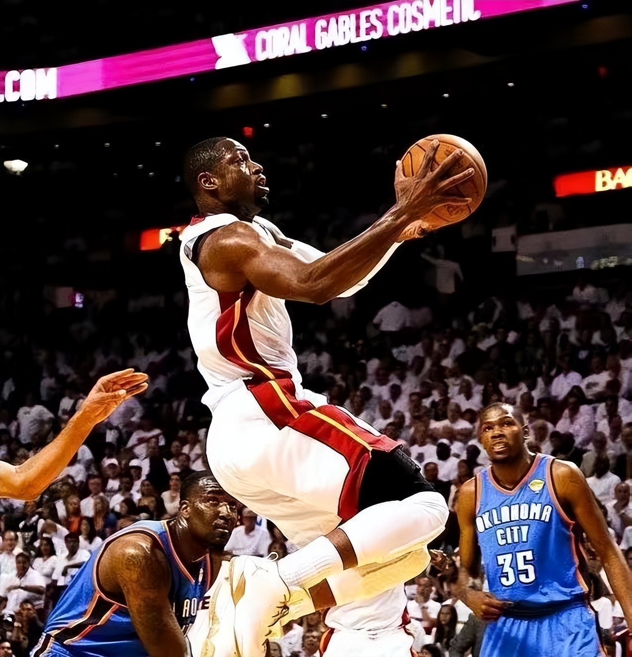 2012总决赛热火vs雷霆（12年总决赛雷霆对热火，詹皇场均28+10+7，其他五位球星表现如何）