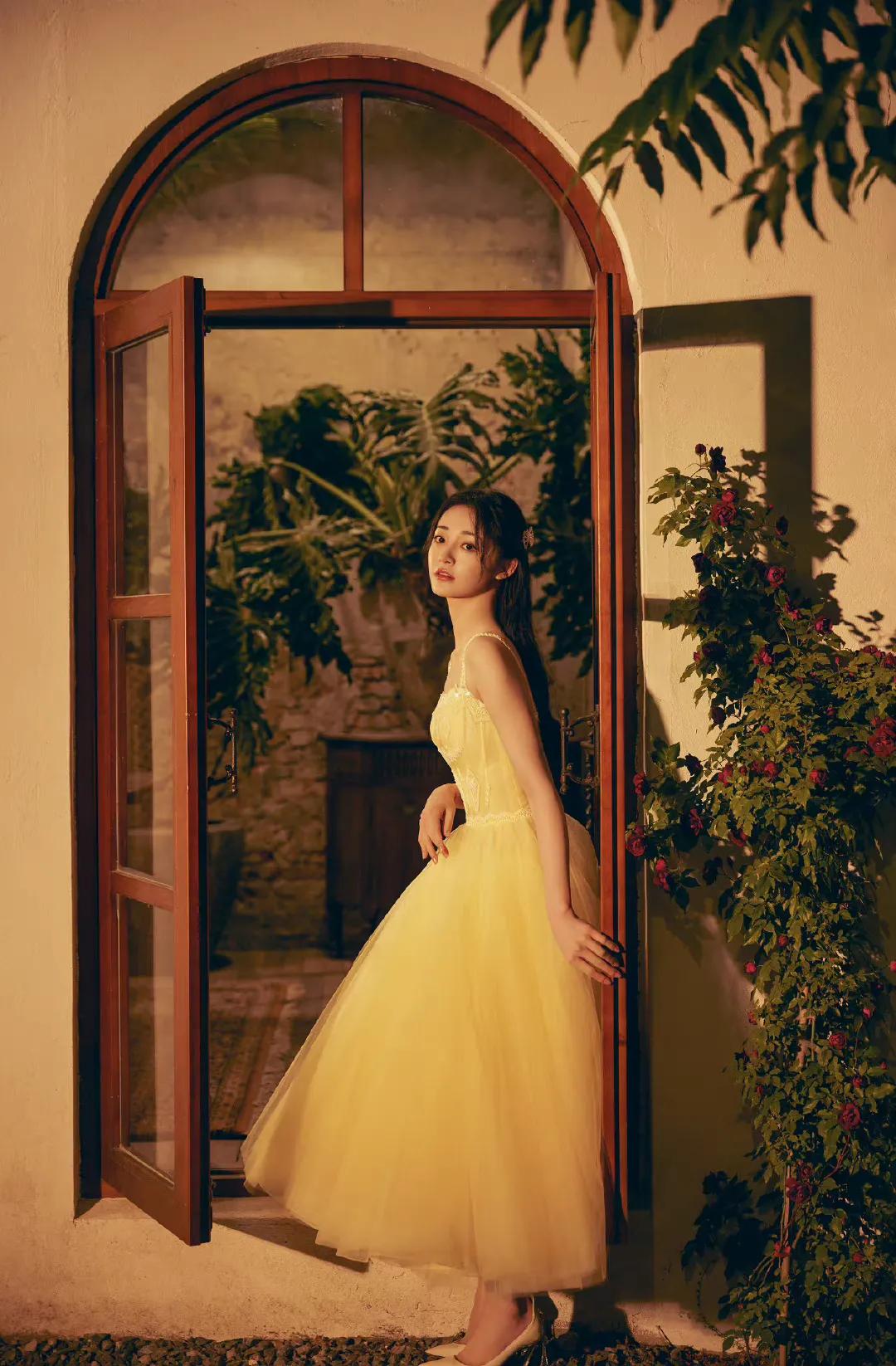 周洁琼近期穿搭