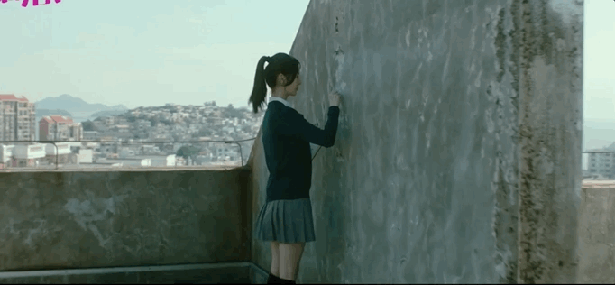 4.6分成“票房冠军”，剧情全靠旁白，只剩狗血金句，他凭什么？