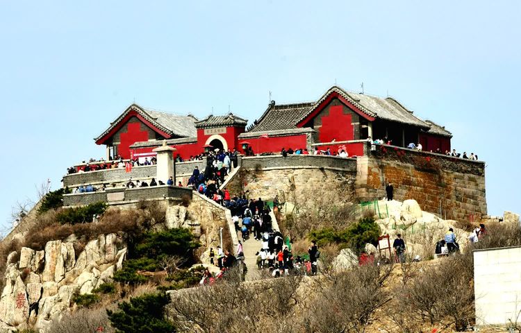 一览众山小