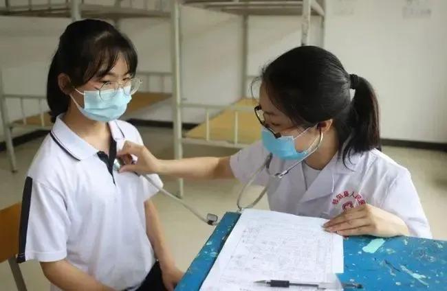 高考体检问题，可以自己去医院体检吗