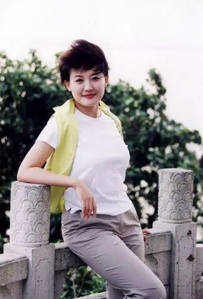至今未婚的8位央视女主持，有颜有名又有才，怎么就单身了呢？
