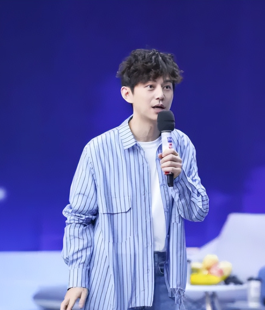 娱乐圈十大不老男神，刘德华上榜，何炅进不了前五